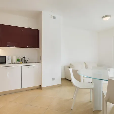 Prestige Apartments By Quokka 360 - Spacious Flats With Terraces Lugano Exterior photo