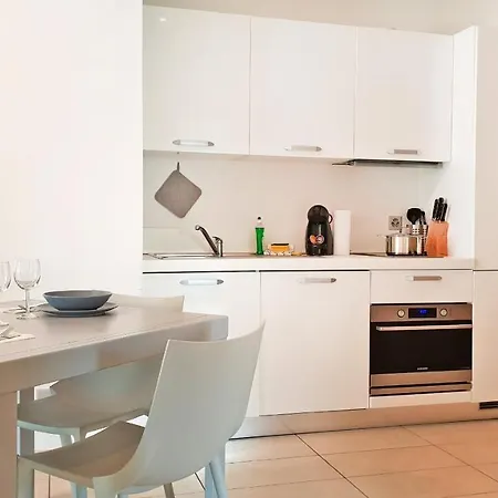 Prestige Apartments By Quokka 360 - Spacious Flats With Terraces Lugano Exterior photo