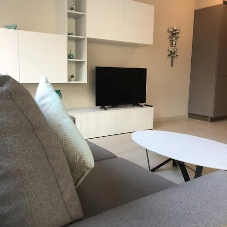 Prestige Apartments By Quokka 360 - Spacious Flats With Terraces Lugano Exterior photo